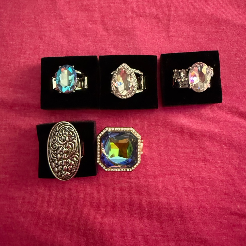 Six Paparazzi rings NWT